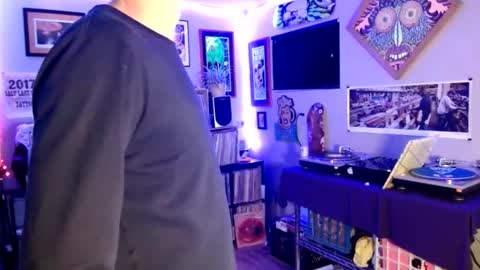 Snapshot of bnczuperzexy chatting on December 2024 06:54:02 AM ZuperZexyZounds online show from December 2024 06:54:02 AM