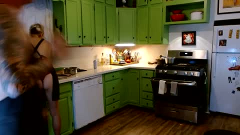 Snapshot of bnczuperzexy chatting on December 2024 04:49:02 AM ZuperZexyZounds online show from December 2024 04:49:02 AM