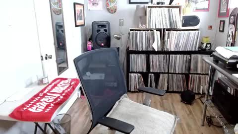 Snapshot of bnczuperzexy chatting on March 2025 07:16:02 PM ZuperZexyZounds online show from March 2025 07:16:02 PM