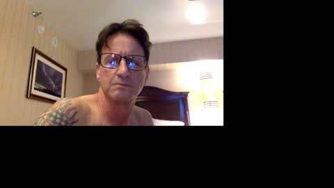 Snapshot of bnczuperzexy chatting on March 2025 03:22:01 AM ZuperZexyZounds online show from March 2025 03:22:01 AM