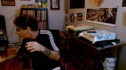 Snapshot of bnczuperzexy chatting on September 2025 09:54:02 AM ZuperZexyZounds online show from September 2025 09:54:02 AM