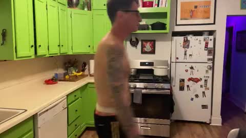 Snapshot of bnczuperzexy chatting on November 2025 03:38:02 AM ZuperZexyZounds online show from November 2025 03:38:02 AM