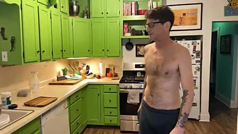 Snapshot of bnczuperzexy chatting on December 2025 12:59:02 AM ZuperZexyZounds online show from December 2025 12:59:02 AM