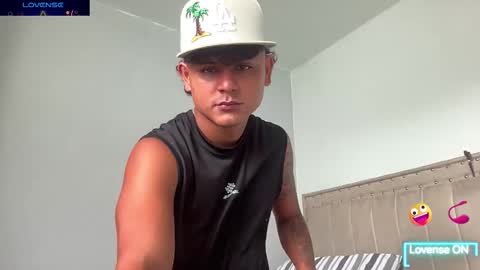 Snapshot of bob_pettersonn chatting on January 2026 04:11:02 PM Bob INDEPENDENT MODEL online show from January 2026 04:11:02 PM