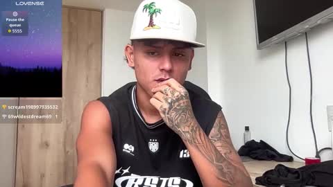 Snapshot of bob_pettersonn chatting on February 2026 05:50:01 PM Bob INDEPENDENT MODEL online show from February 2026 05:50:01 PM