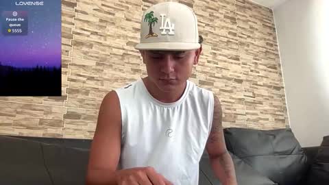 Snapshot of bob_pettersonn chatting on February 2026 05:33:01 PM Bob INDEPENDENT MODEL online show from February 2026 05:33:01 PM