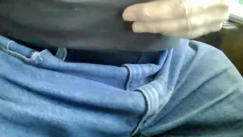 bobbie420_ online show from April 2026 01:43:01 AM