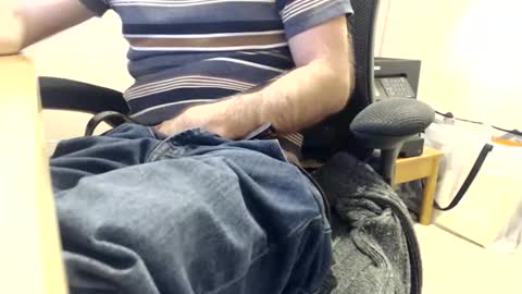 Snapshot of bobbuild chatting on December 2024 04:09:02 PM bobbuild online show from December 2024 04:09:02 PM