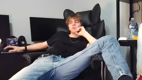 bobby72738 online show from November 2025 04:59:02 AM