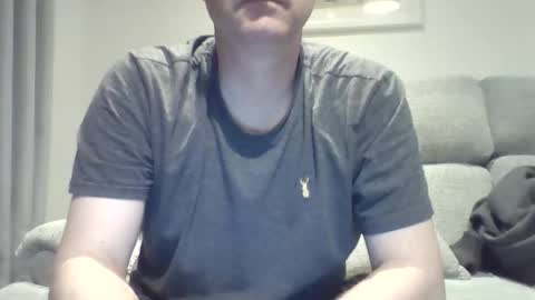 Snapshot of bobby_113 chatting on March 2026 05:01:02 AM bobby_113 online show from March 2026 05:01:02 AM