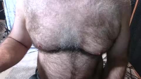 BobbyHill27b online show from April 2026 02:45:01 PM