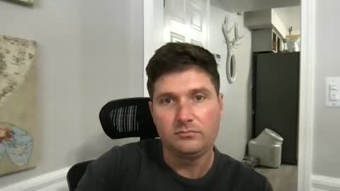 bobbylightfoot3 online show from January 2025 09:57:01 PM