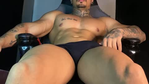 Snapshot of bodymenbr chatting on December 2025 09:52:02 PM bodymenbr online show from December 2025 09:52:02 PM