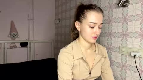 bohemia777 online show from December 2025 09:41:02 PM