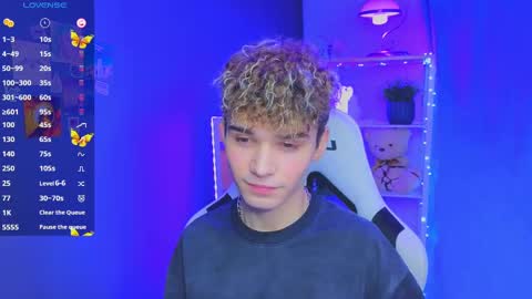 ALEXPVT IS OPEN online show from February 2025 06:09:02 PM