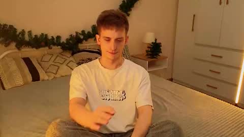 ALEXPVT IS OPEN online show from December 2025 01:39:01 PM