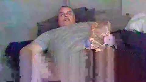 Snapshot of boidady chatting on November 2025 08:06:02 AM emilio online show from November 2025 08:06:02 AM