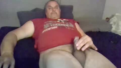 Snapshot of boidady chatting on December 2025 08:08:02 AM emilio online show from December 2025 08:08:02 AM