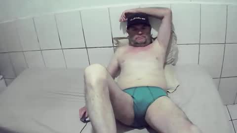 Snapshot of bolado23 chatting on September 2025 06:52:01 PM Cesar Augusto Pierdona online show from September 2025 06:52:01 PM