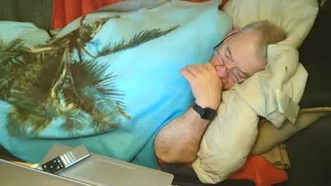 Snapshot of bomber59potsdam chatting on December 2024 08:44:02 PM Bomber59potsdam online show from December 2024 08:44:02 PM