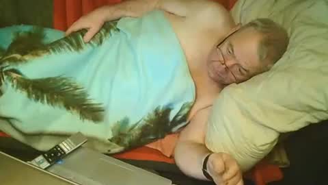 Snapshot of bomber59potsdam chatting on December 2024 04:19:02 PM Bomber59potsdam online show from December 2024 04:19:02 PM