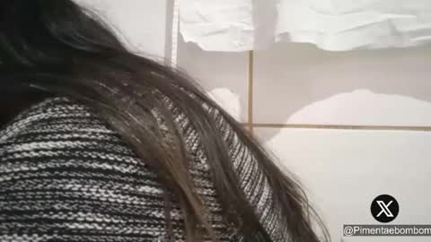 Snapshot of bombomepimenta chatting on March 2025 10:16:02 PM bombomepimenta online show from March 2025 10:16:02 PM