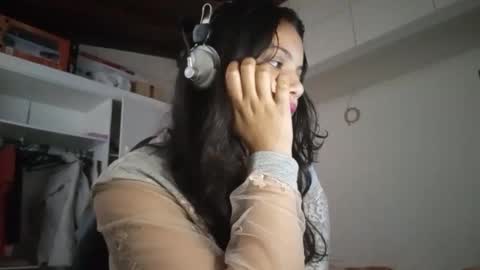 Snapshot of bombomepimenta chatting on October 2025 12:11:01 PM bombomepimenta online show from October 2025 12:11:01 PM