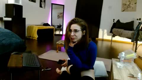 BombshellBaeby online show from October 2025 06:57:01 AM