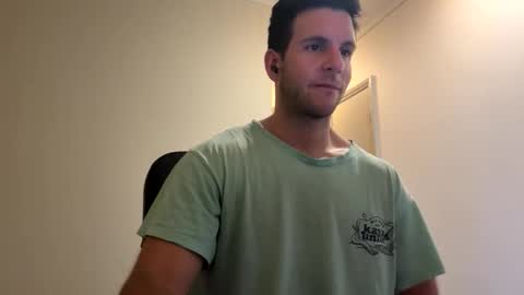 Snapshot of bondi333 chatting on November 2025 12:31:02 AM Bondi online show from November 2025 12:31:02 AM