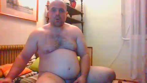 Snapshot of bondsuckslut chatting on December 2024 02:49:02 AM borntosuck online show from December 2024 02:49:02 AM