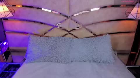 Snapshot of bonet_iris chatting on May 2026 10:56:02 AM bonet_iris online show from May 2026 10:56:02 AM