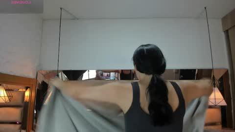 Snapshot of bonet_iris chatting on June 2026 11:01:01 AM bonet_iris online show from June 2026 11:01:01 AM