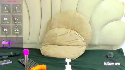 bonieklent online show from November 2025 04:11:01 AM