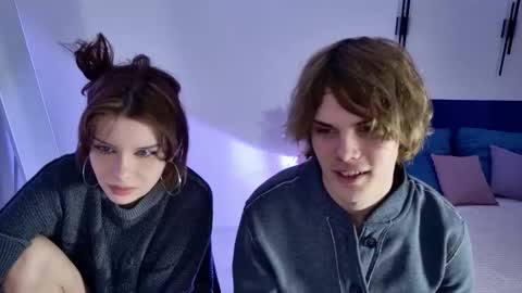 Jessy  Mark online show from December 2025 05:17:01 PM