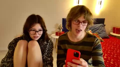 Snapshot of bonnie_and_c1yde chatting on January 2026 02:22:01 PM Jessy Mark online show from January 2026 02:22:01 PM