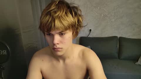 Snapshot of bonnie_and_c1yde chatting on February 2026 05:08:01 AM Jessy Mark online show from February 2026 05:08:01 AM