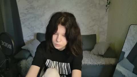 Jessy  Mark online show from April 2026 05:02:02 AM