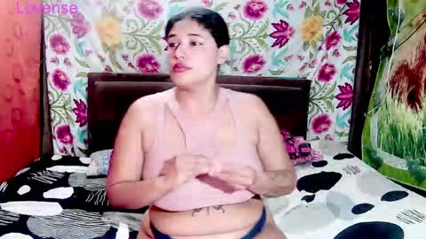 Snapshot of bonnie_x_wizkha chatting on January 2026 04:23:02 PM Britanly Brow y Wiz KhalBrian online show from January 2026 04:23:02 PM