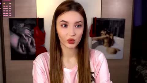 Snapshot of bonniecannon chatting on October 2025 07:12:02 AM Grace online show from October 2025 07:12:02 AM