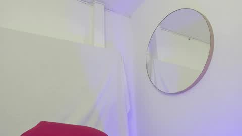 Snapshot of bonniecute_ chatting on November 2025 12:05:02 AM online show from November 2025 12:05:02 AM