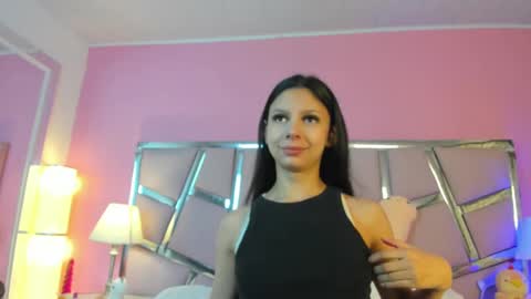 Bonnie  online show from February 2025 12:01:02 PM