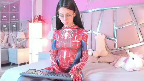 Bonnie  online show from April 2026 05:06:01 PM