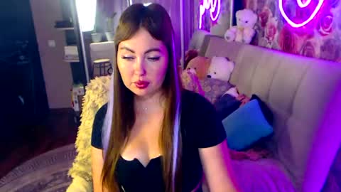 Mira online show from July 2026 07:49:02 PM
