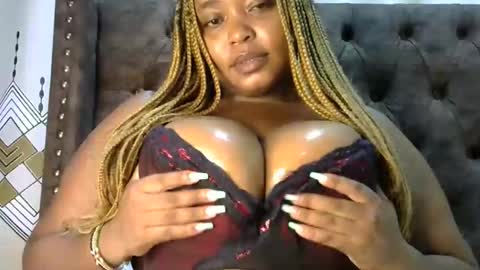 Snapshot of boobvherry chatting on April 2026 05:11:01 AM boobvherry online show from April 2026 05:11:01 AM