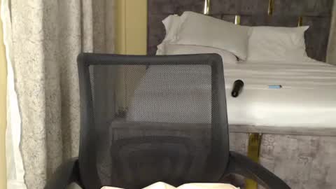 booby_candy online show from August 2026 07:39:01 PM