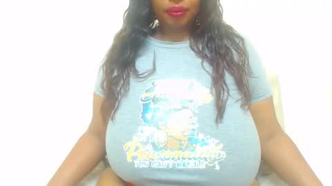 Snapshot of boobyqueen24 chatting on February 2026 04:20:02 AM boobyqueen online show from February 2026 04:20:02 AM