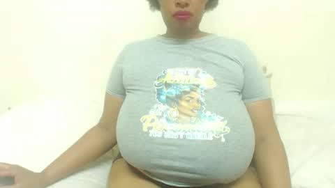 Snapshot of boobyqueen24 chatting on March 2026 01:28:01 PM boobyqueen online show from March 2026 01:28:01 PM