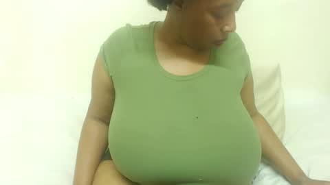 Snapshot of boobyqueen24 chatting on March 2026 06:14:02 PM boobyqueen online show from March 2026 06:14:02 PM