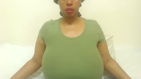 Snapshot of boobyqueen24 chatting on March 2026 10:40:01 AM boobyqueen online show from March 2026 10:40:01 AM