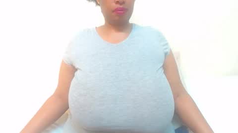 Snapshot of boobyqueen24 chatting on March 2026 08:20:01 PM boobyqueen online show from March 2026 08:20:01 PM